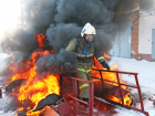 Пожарники Таганрога сдали экзамены по пожарно-строевой подготовке