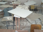 Метровый кусок потолка упал в школе Таганрога во время занятий