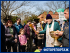 В храмах Таганрога в честь Пасхи прошли богослужения 