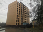 Помощника депутата беспокоит строительство многоэтажного дома в Таганроге