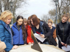Школьники Таганрога сразились в викторине, а их учителя прошли курс экскурсоведения