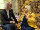 "Пережила голод, холод, боль": ветеранам тыла в Таганроге вручают медали, начали с Татьяны Левшиной
