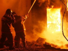 Крупный пожар в Таганроге тушили 18 человек