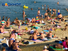 «Это не Ялта-1985, это Таганрог-2024» - море отдыхающих на нашем море