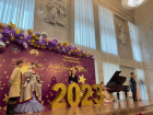 Талантливые выпускники Таганрога побывали на губернаторском балу 