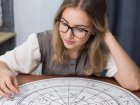 Кто на свете всех умнее? Топ самых интеллектуальных женщин по гороскопу