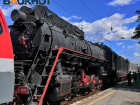 Как «ретро-поезд» встречают в Таганроге