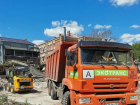 На месте взрыва в Таганроге продолжается разбор завалов