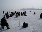 Таганрожцы заняли третье место в областных соревнованиях по зимней рыбалке