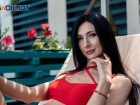 Екатерина Лукиева вступает в жаркий конкурс «Фотосессия в купальниках»