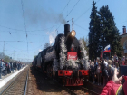 "Постой, паровоз": ретро-поезд "Победа" приторомозил в Таганроге