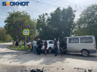 Авария на ул. Чехова в Таганроге: трое пострадавших