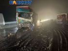 Автобус из ДНР и фура столкнулись на трассе «Ростов-Таганрог»