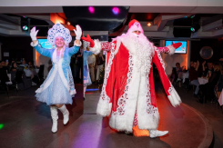 Ваш новогодний корпоратив на абсолютной высоте