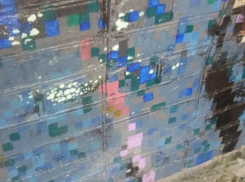 Вандалам не дает покоя портрет Владислава Ветрова в Таганроге 