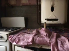 Загаженное и захламленное служебное жилье предлагают врачам в Таганроге