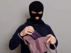 О карманниках предупреждают земляков таганрожцы 