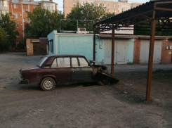 На Мариупольском шоссе в Таганроге на пешеходном переходе сбита девочка 