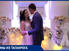 Экс-участница «Мисс Блокнот 2020» Мария Шеховцова спаивала гостей на безалкогольной свадьбе