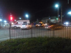 Бригада Скорой помощи, спешившая на вызов в Таганроге, попала в ДТП