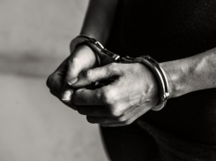 На КПП «Матвеев Курган» задержали пассажирский автобус со взрывчаткой