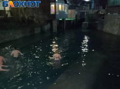 В ночь Крещения вход на «Михайловский родник» был бесплатный