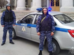 В Таганроге росгвардейцы задержали мужчину, который ножом ранил жену
