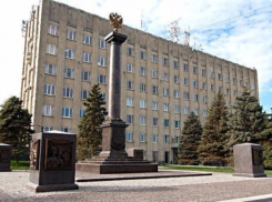 За 8 часов сити-менеджер принял 50 жителей Таганрога с жалобами