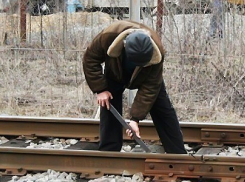 В Таганроге задержан мужчина укравший детали железной дороги  