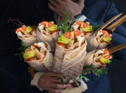 Календарь: 23 февраля «MR.GRILL»* поздравляет сильную половину человечества с Днём защитника Отечества 