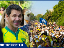 Сотни горожан пришли на «зарядку по-таганрогски» с Павлом Деревянко