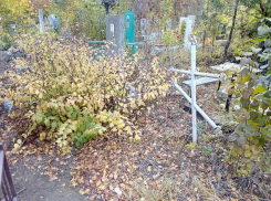 Забыта и заброшена могила выдающегося скульптора Таганрога