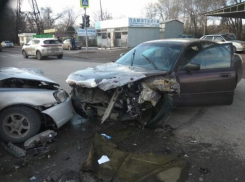 Пожарная, МЧС и три «скорых» приехали на страшную аварию в Таганроге 