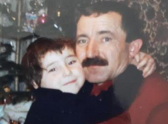 Уже 23 года дочь ищет отца, который уехал в Таганрог