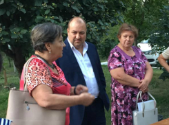 Кандидат в депутаты Валерий Завгородний проводит  встречи с жителями 24-го избирательного округа в Таганроге