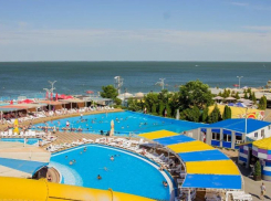 Аквапарк «Лазурный»: врываемся в головокружительное лето!