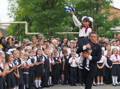 Советники по воспитанию и гимн – в Управлении образования Таганрога рассказали о новшествах в системе обучения