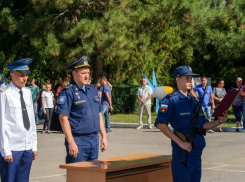 В Таганрогском  авиагородке принимали присягу, демонстрировали технику и смотрели праздничный концерт