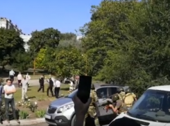 Линейка «специального назначения» прошла сегодня в таганрогской школе №30