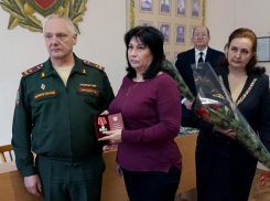 Ордена Мужества переданы семьям погибших военных из Таганрога 