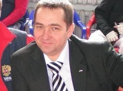 Таганрог прощается с заслуженным тренером России Романом Кувиковым