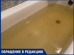 Ржавая вода с песком вновь течёт из-под кранов жителей Таганрога