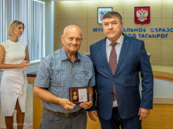 В Таганроге чествовали строителей накануне их профессионального праздника