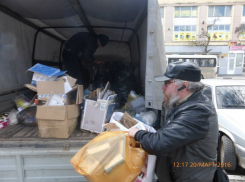 Таганрожцы собрали более 390 килограмм мусора