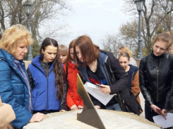 Школьники Таганрога сразились в викторине, а их учителя прошли курс экскурсоведения