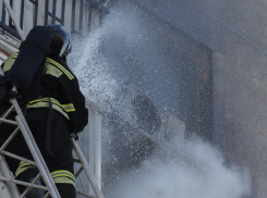 Днем в Таганроге тушили пожар в квартире жилого дома