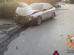 В Таганроге Hyundai Solaris столкнулся с Mitsubishi Lancer: пострадали двое детей