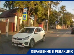 Таганрожцы жалуются на грязный город, а сами бросают мусор из машин