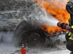 Полыхало так, что проснулись во всех домах поблизости - ЧП в Таганроге