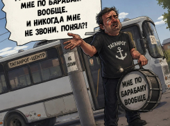 «И никогда мне не звони», - забавные разборки маршрутчиков в Таганроге попали на видео